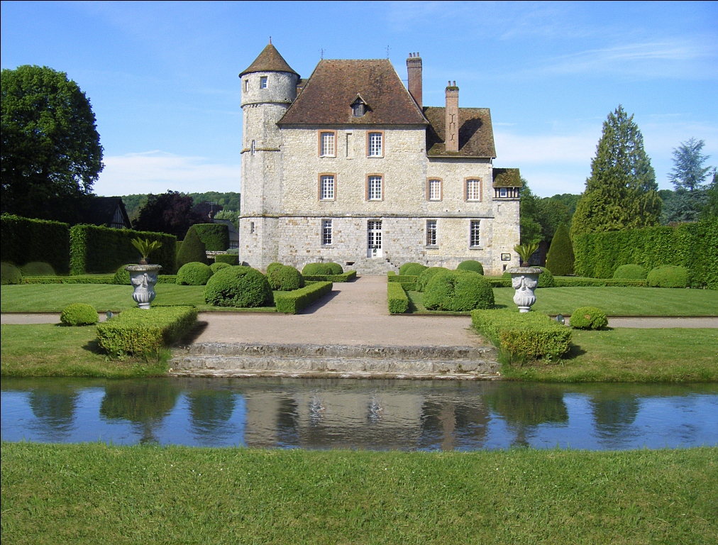 Vascoeuil château and gardens